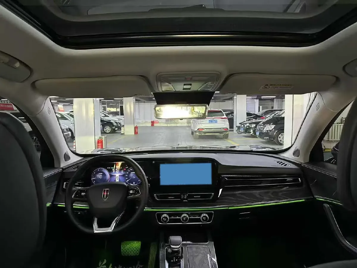 2023 HongQi HS5 2.0T 252HP L4 8AT,autocango,china used car exporter,china ev exporter,chinese used car exporter,chinese used ev exporter