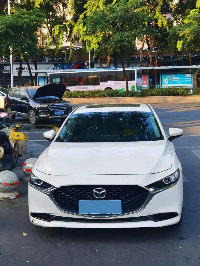 2021 Mazda 3 Axela 2.0L 158HP L4 6AT,autocango,china used car exporter,china ev exporter,chinese used car exporter,chinese used ev exporter