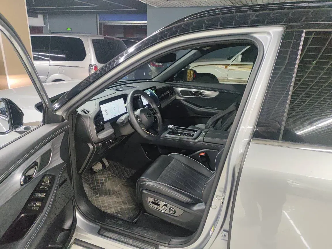 2024 GAC Trumpchi GS8 2.0T 190HP L4 E-CVT Hybrid,autocango,china used car exporter,china ev exporter,chinese used car exporter,chinese used ev exporter