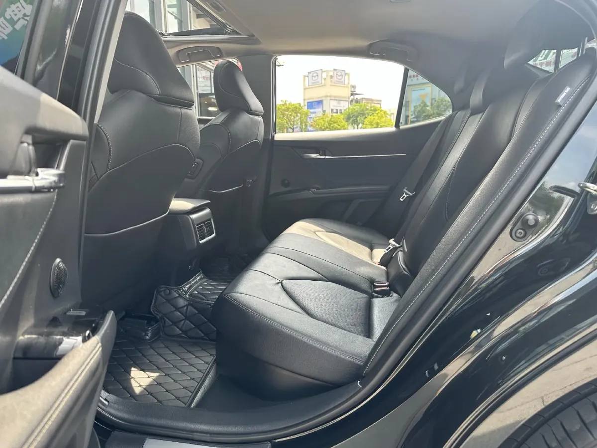 2021 Toyota Camry 2.5L 178HP L4 E-CVT Hybrid,autocango,china used car exporter,china ev exporter,chinese used car exporter,chinese used ev exporter