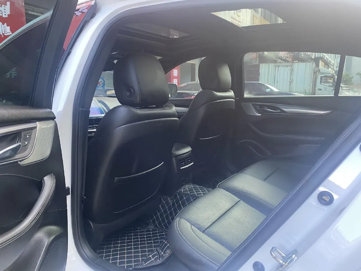 2022 Cadillac CT5 2.0T 237HP L4 10AT,autocango,china used car exporter,china ev exporter,chinese used car exporter,chinese used ev exporter