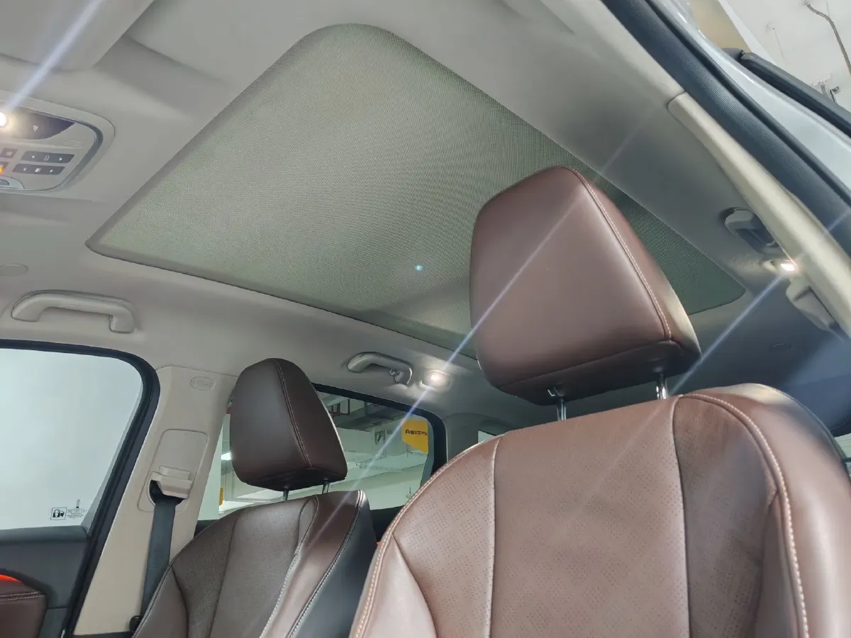 2019 WEY VV6 2.0T 224HP L4 7DCT,autocango,china used car exporter,china ev exporter,chinese used car exporter,chinese used ev exporter