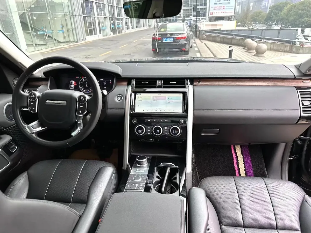 2019 Land Rover Discovery 3.0T 340HP V6 8AT,autocango,china used car exporter,china ev exporter,chinese used car exporter,chinese used ev exporter