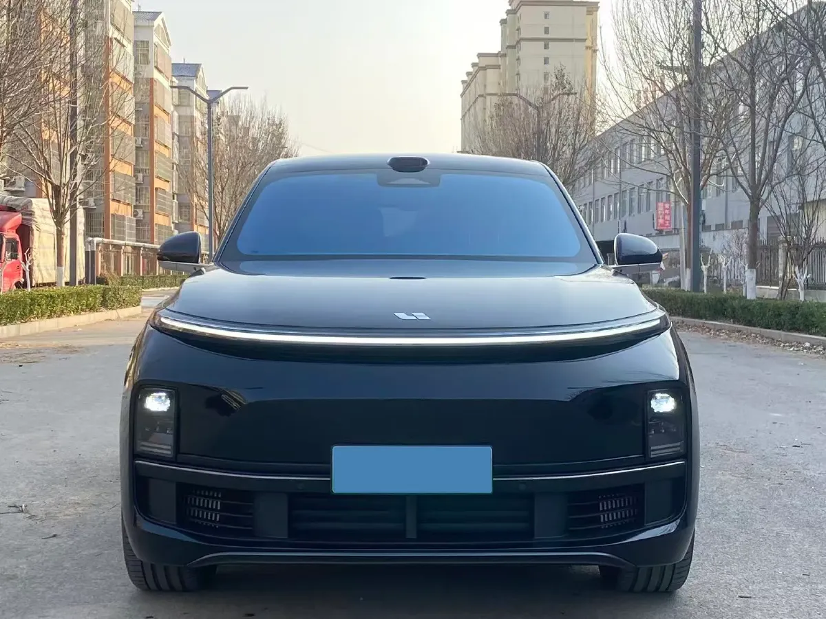 2025 Li L9 Range Extended 154HP REEV,autocango,china used car exporter,china ev exporter,chinese used car exporter,chinese used ev exporter