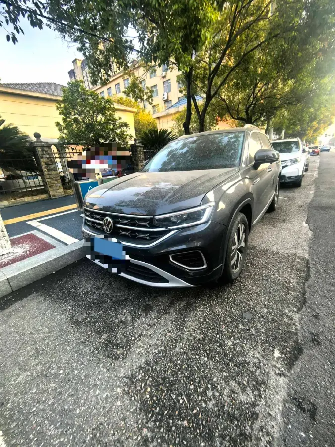 2023 Volkswagen Tayron 2.0T 186HP L4 7DCT