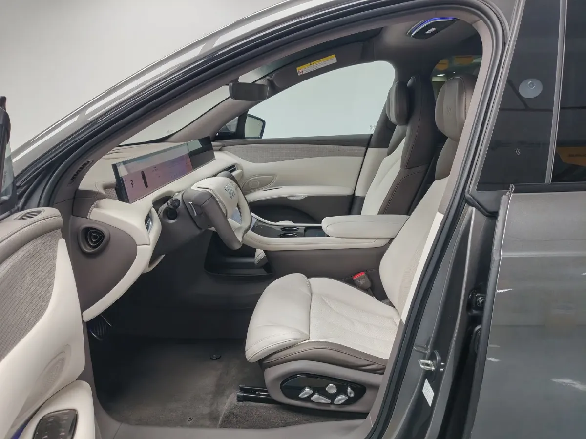 2023 IM LS7 BEV 90KWH,autocango,china used car exporter,china ev exporter,chinese used car exporter,chinese used ev exporter