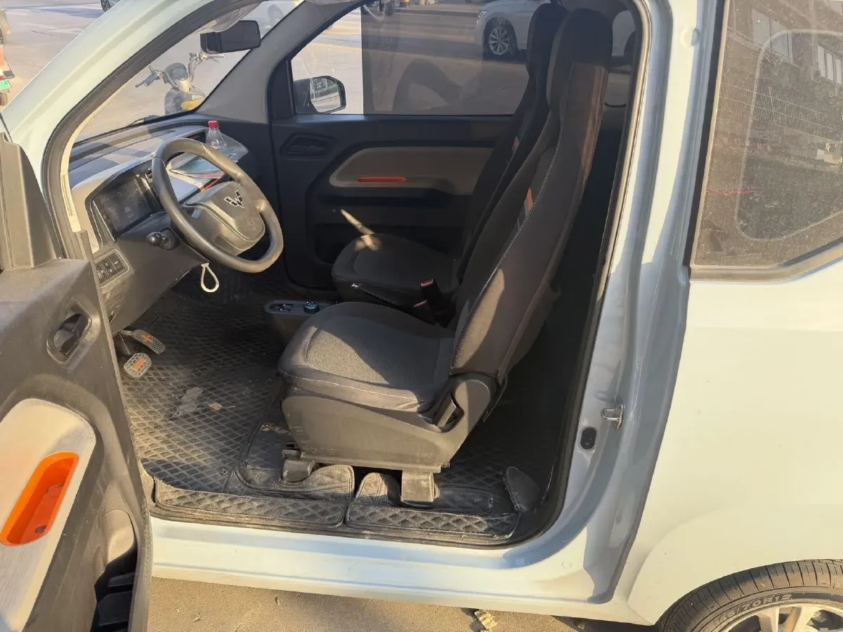 2020 WuLing HongGuang MINI EV BEV 13.8KWH,autocango,china used car exporter,china ev exporter,chinese used car exporter,chinese used ev exporter