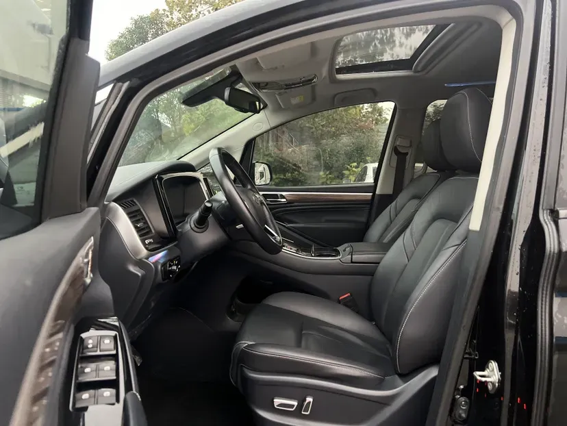 2021 GAC Trumpchi M8 2.0T 252HP L4 8AT,autocango,china used car exporter,china ev exporter,chinese used car exporter,chinese used ev exporter