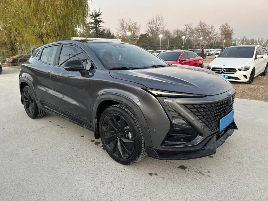 2020 ChangAn UNI-T 1.5T 180HP L4 7DCT,autocango,china used car exporter,china ev exporter,chinese used car exporter,chinese used ev exporter