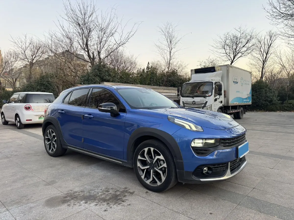 2018 Toyota C-HR 2.0L 171HP L4 CVT,autocango,china used car exporter,china ev exporter,chinese used car exporter,chinese used ev exporter