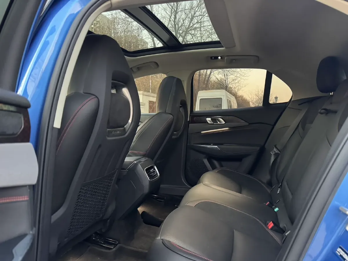 2018 Toyota C-HR 2.0L 171HP L4 CVT,autocango,china used car exporter,china ev exporter,chinese used car exporter,chinese used ev exporter