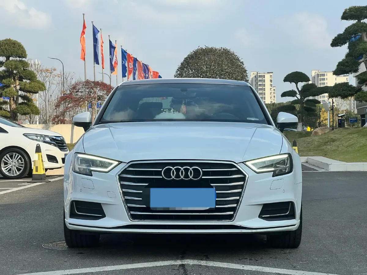 2020 Audi A3 1.4T 150HP L4 7DCT,autocango,china used car exporter,china ev exporter,chinese used car exporter,chinese used ev exporter