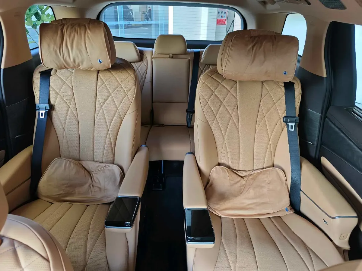 2025 Denza D9 1.5T 156HP L4 E-CVT PHEV,autocango,china used car exporter,china ev exporter,chinese used car exporter,chinese used ev exporter