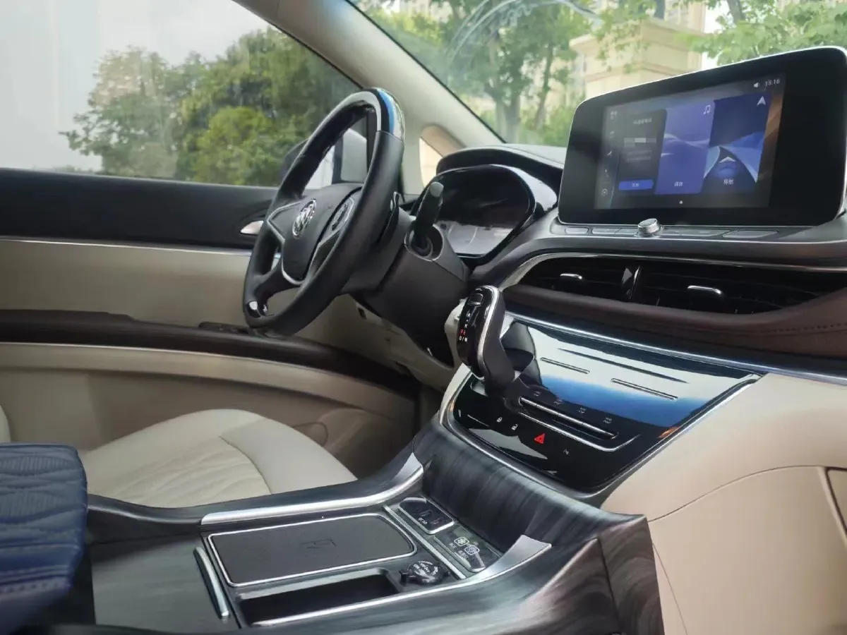 2021 Buick GL8 2.0T 237HP L4 9AT,autocango,china used car exporter,china ev exporter,chinese used car exporter,chinese used ev exporter