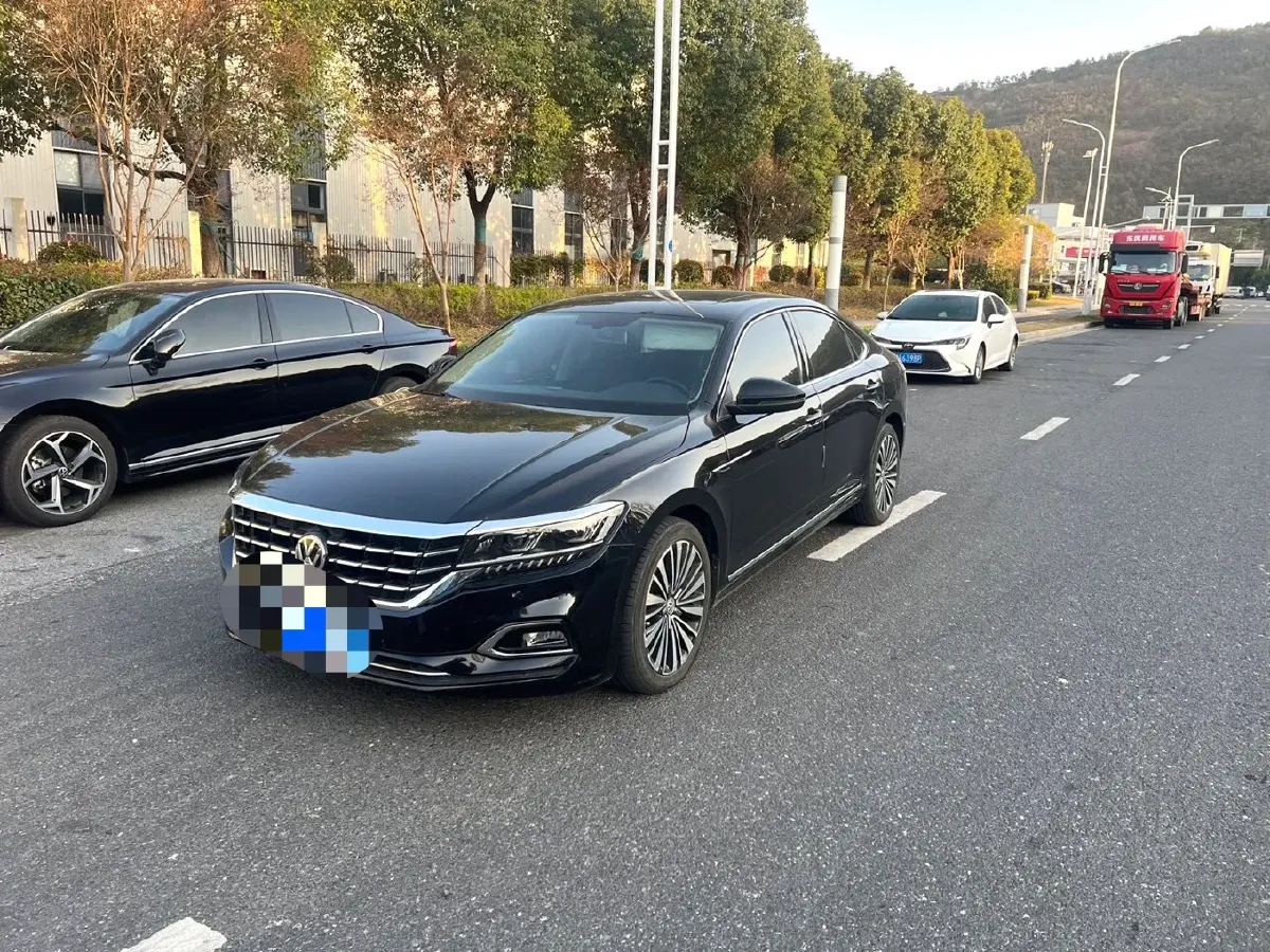 2019 Volvo V40 1.5T 152HP L4 6AT,autocango,china used car exporter,china ev exporter,chinese used car exporter,chinese used ev exporter