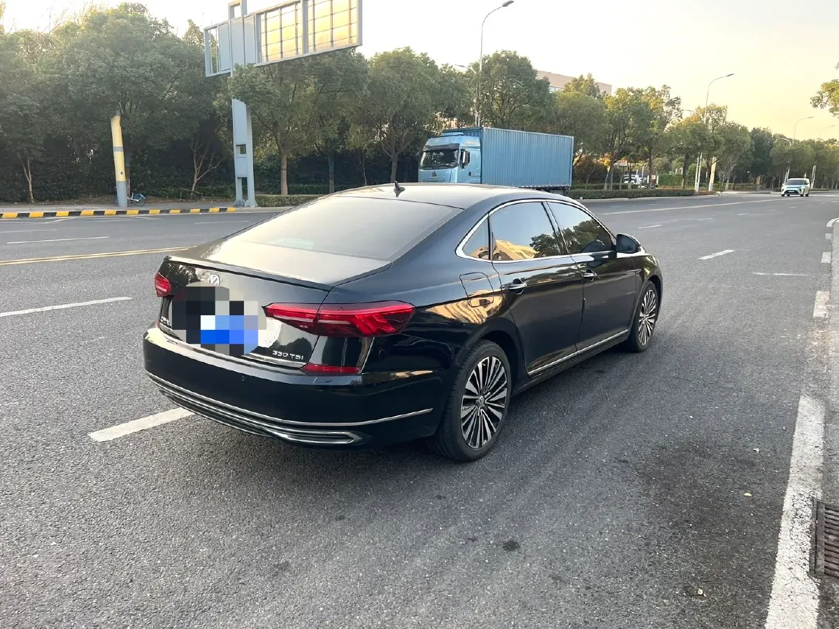 2019 Volvo V40 1.5T 152HP L4 6AT,autocango,china used car exporter,china ev exporter,chinese used car exporter,chinese used ev exporter