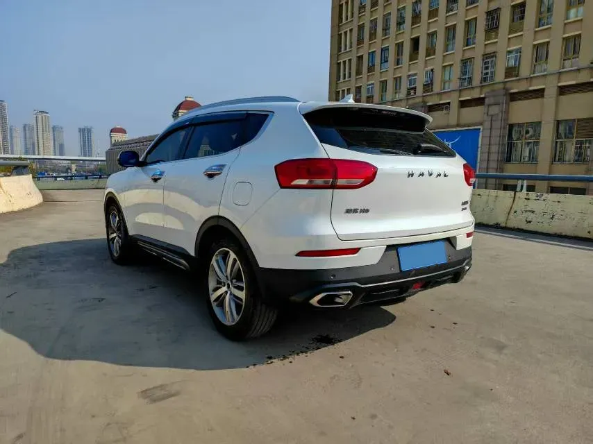 2017 Haval H6 2.0T 197HP L4 7DCT,autocango,china used car exporter,china ev exporter,chinese used car exporter,chinese used ev exporter