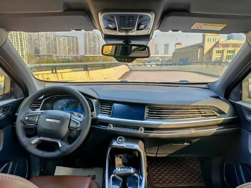 2017 Haval H6 2.0T 197HP L4 7DCT,autocango,china used car exporter,china ev exporter,chinese used car exporter,chinese used ev exporter