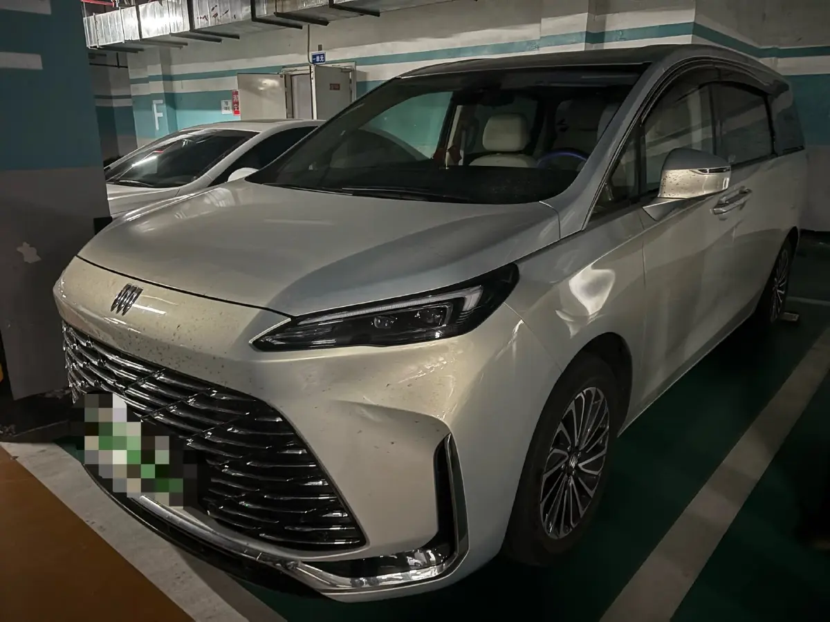 2025 Buick GL8 1.5T 180HP L4 2DHT PHEV