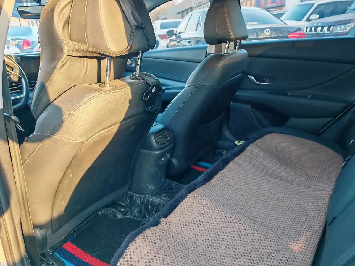 2021 Hyundai Elantra 1.5L 115HP L4 CVT,autocango,china used car exporter,china ev exporter,chinese used car exporter,chinese used ev exporter