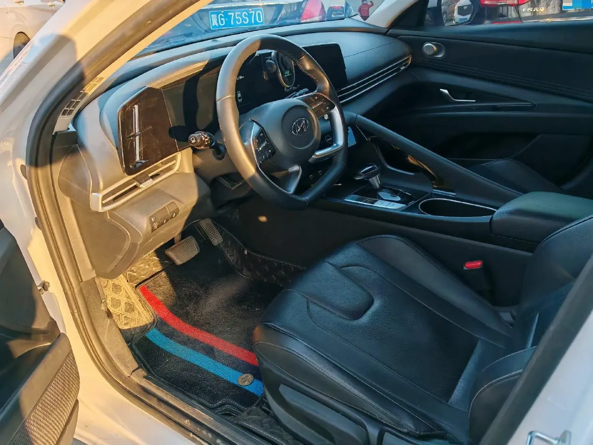 2021 Hyundai Elantra 1.5L 115HP L4 CVT,autocango,china used car exporter,china ev exporter,chinese used car exporter,chinese used ev exporter