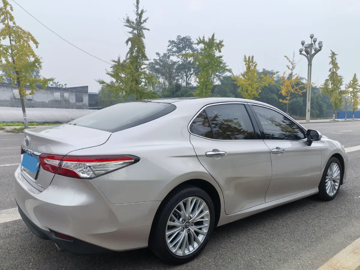 2019 Toyota Camry 2.5L 209HP L4 8AT,autocango,china used car exporter,china ev exporter,chinese used car exporter,chinese used ev exporter