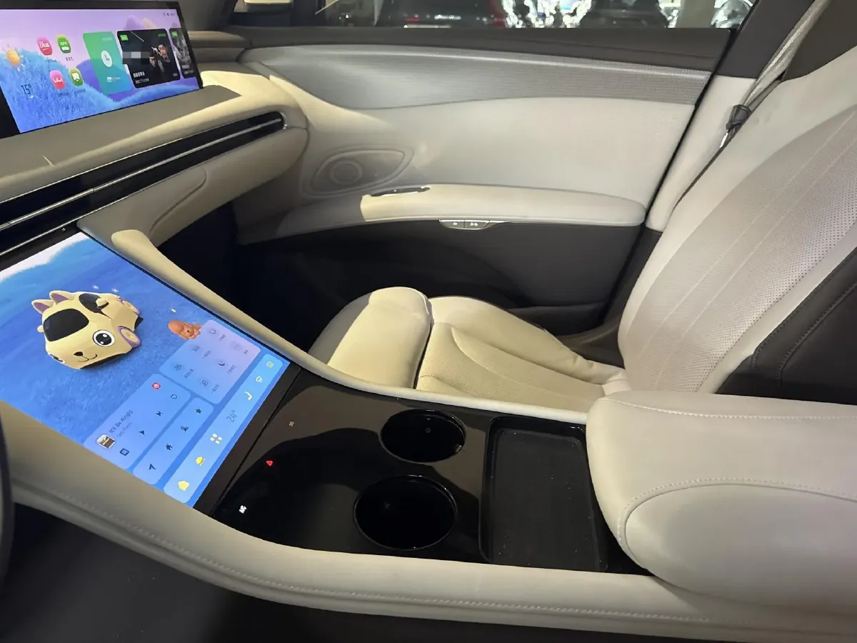 2023 IM LS7 BEV 100KWH,autocango,china used car exporter,china ev exporter,chinese used car exporter,chinese used ev exporter