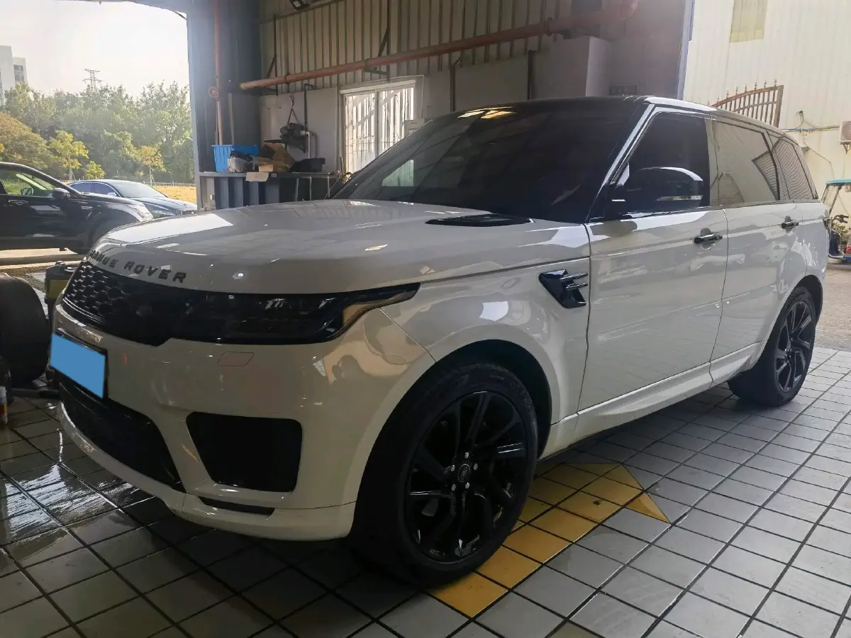 2018 Land Rover Range Rover Sport 3.0T 340HP V6 8AT