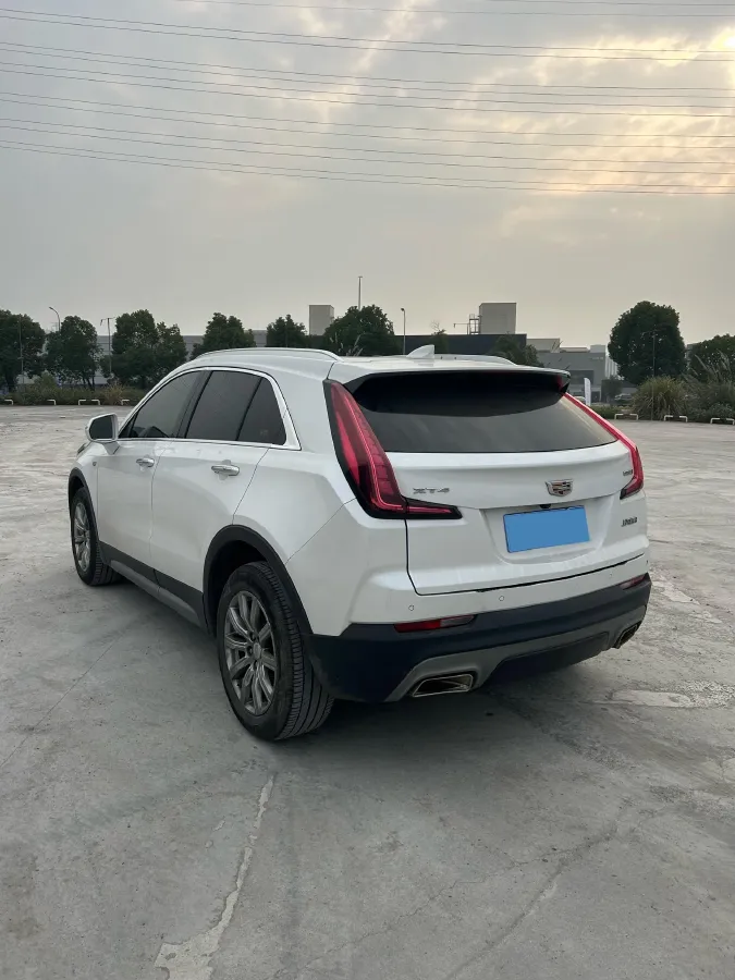 2020 Cadillac XT4 2.0T 241HP L4 9AT,autocango,china used car exporter,china ev exporter,chinese used car exporter,chinese used ev exporter