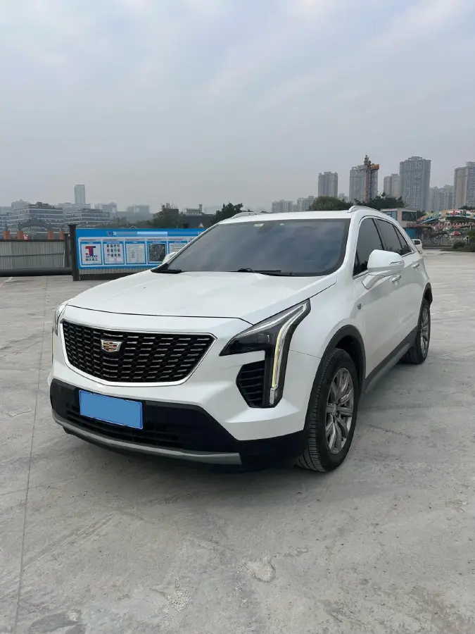 2020 Cadillac XT4 2.0T 241HP L4 9AT