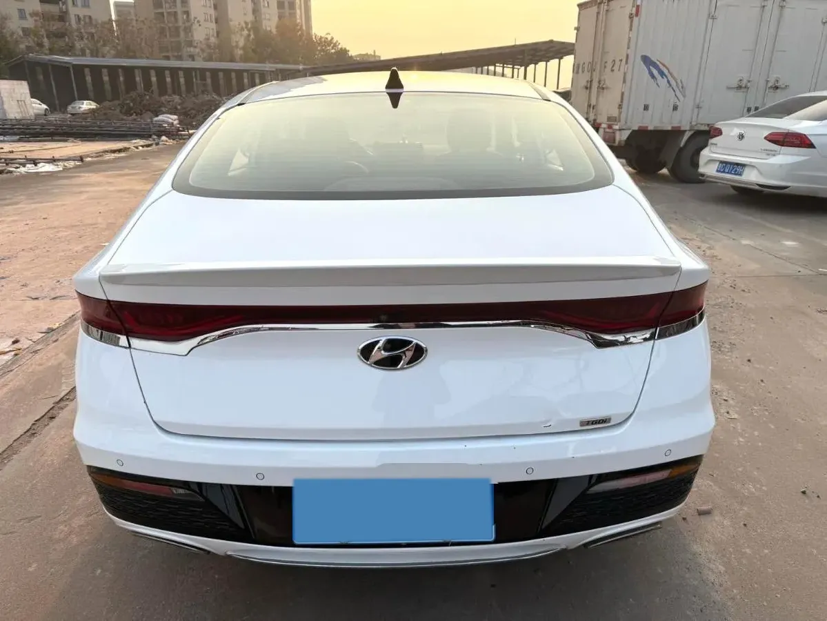 2021 Hyundai La Festa 1.6T 204HP L4 7DCT,autocango,china used car exporter,china ev exporter,chinese used car exporter,chinese used ev exporter