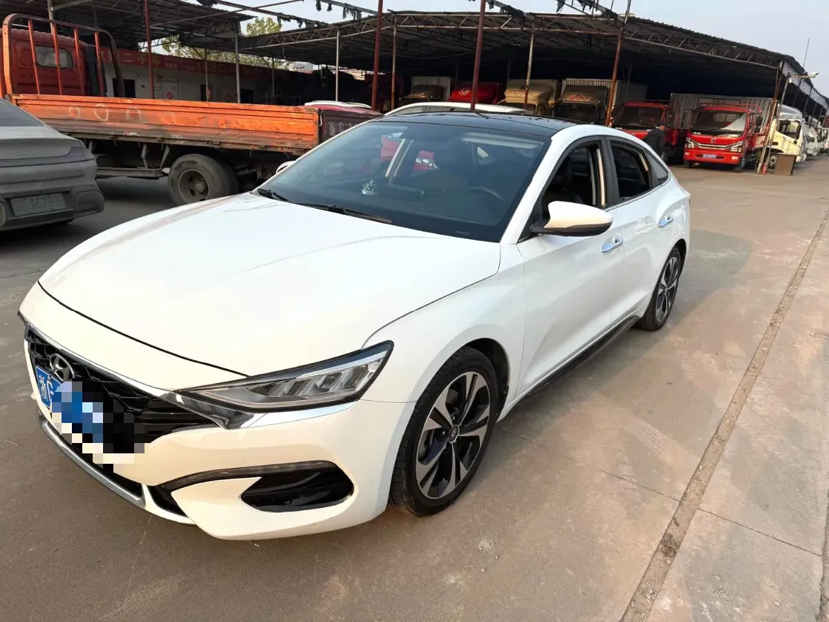 2021 Hyundai La Festa 1.6T 204HP L4 7DCT,autocango,china used car exporter,china ev exporter,chinese used car exporter,chinese used ev exporter