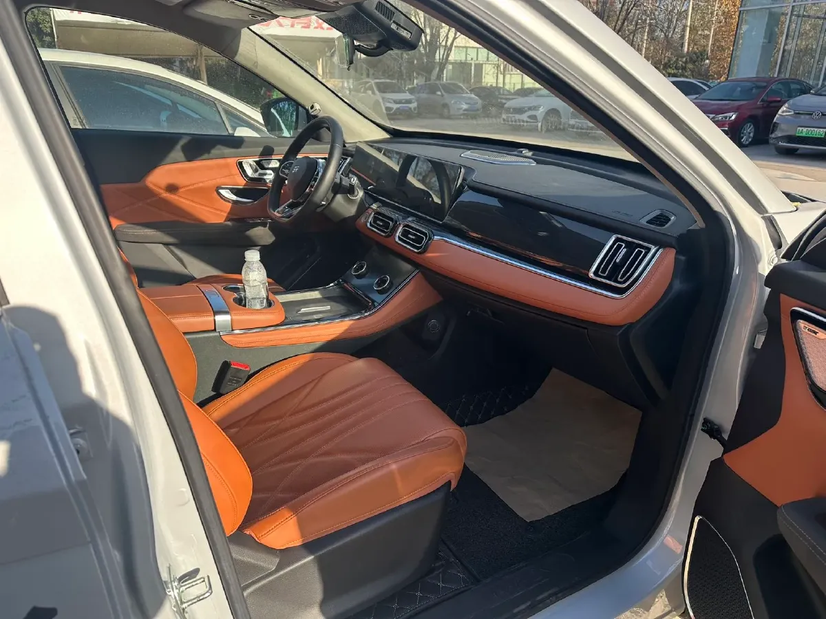 2024 Chery Tiggo8L 2.0T 254HP L4 8AT,autocango,china used car exporter,china ev exporter,chinese used car exporter,chinese used ev exporter