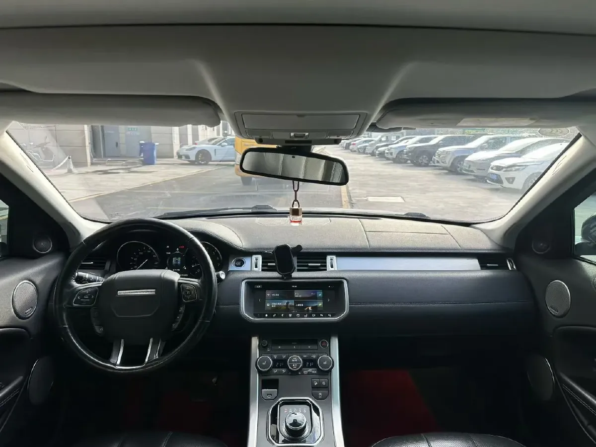 2018 Land Rover Range Rover Evoque 2.0T 241HP L4 9AT,autocango,china used car exporter,china ev exporter,chinese used car exporter,chinese used ev exporter