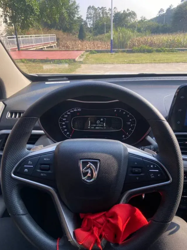 2017 BaoJun 310W 1.5L 105HP L4 6MT,autocango,china used car exporter,china ev exporter,chinese used car exporter,chinese used ev exporter