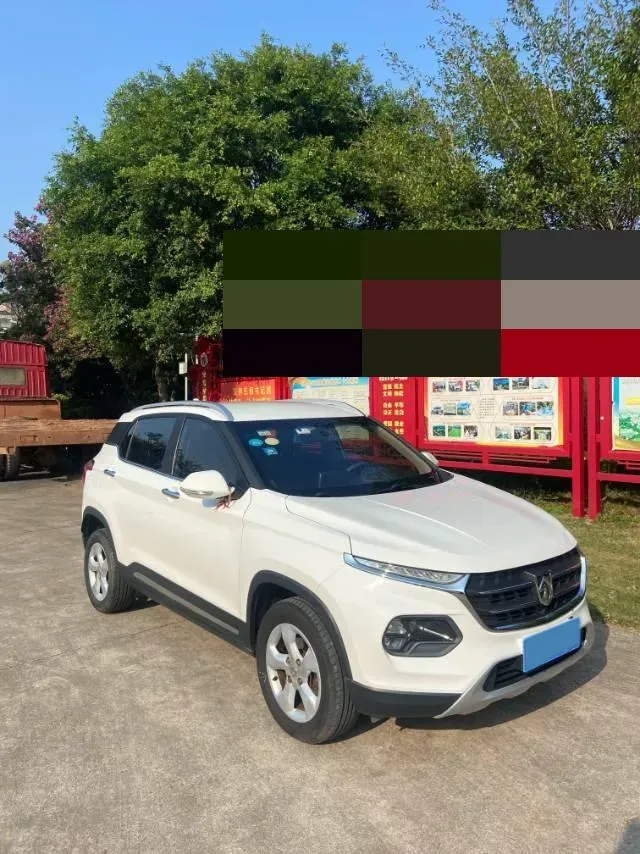 2017 BaoJun 310W 1.5L 105HP L4 6MT,autocango,china used car exporter,china ev exporter,chinese used car exporter,chinese used ev exporter