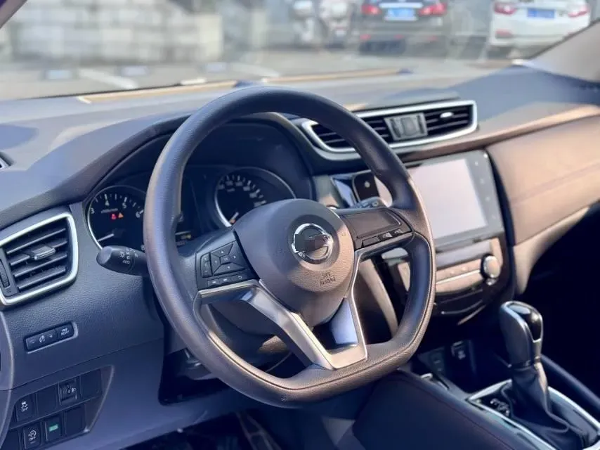 2021 Nissan Qashqai 2.0L 151HP L4 CVT,autocango,china used car exporter,china ev exporter,chinese used car exporter,chinese used ev exporter