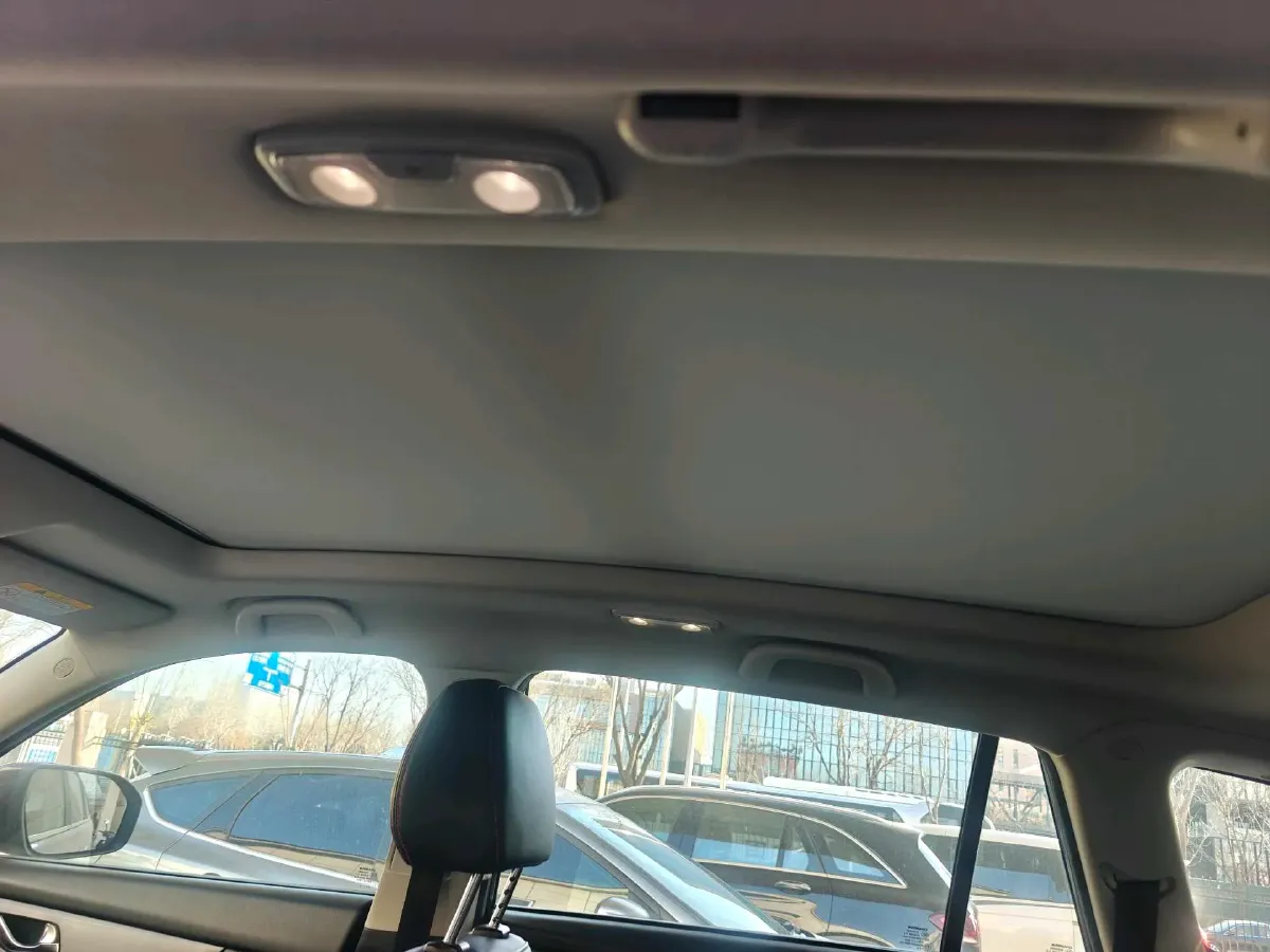 2021 ChangAn CS75 1.5T 178HP L4 7DCT,autocango,china used car exporter,china ev exporter,chinese used car exporter,chinese used ev exporter