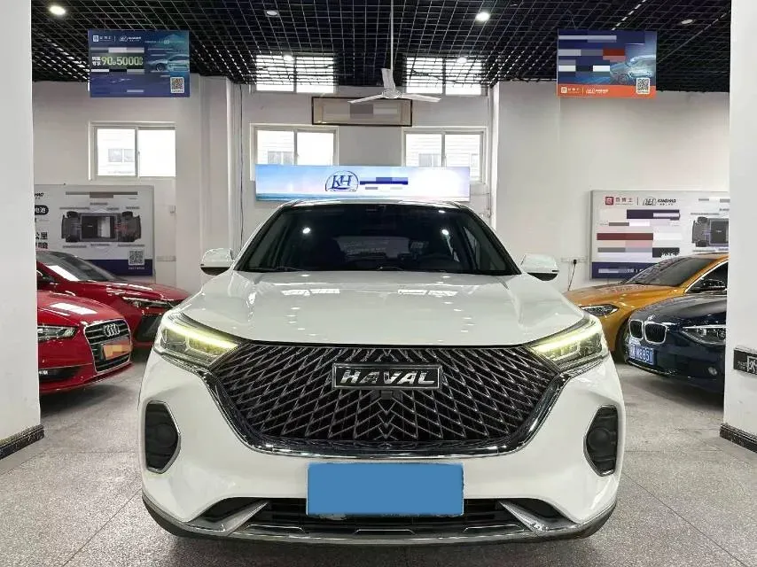 2021 Haval M6 1.5T 150HP L4 7DCT,autocango,china used car exporter,china ev exporter,chinese used car exporter,chinese used ev exporter