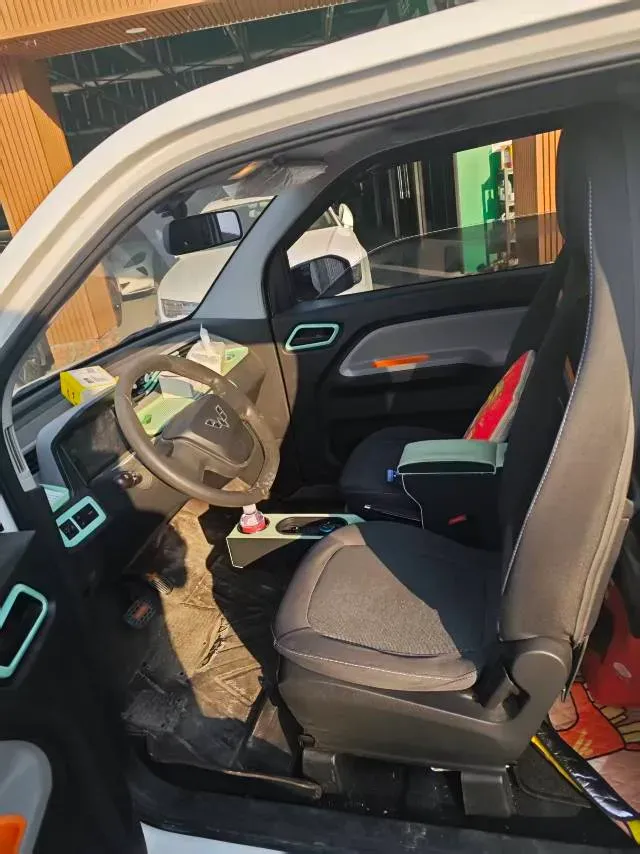 2021 WuLing HongGuang MINI EV BEV 13.9KWH,autocango,china used car exporter,china ev exporter,chinese used car exporter,chinese used ev exporter