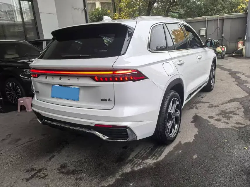 2021 Geely Monjaro 2.0T 218HP L4 7DCT,autocango,china used car exporter,china ev exporter,chinese used car exporter,chinese used ev exporter