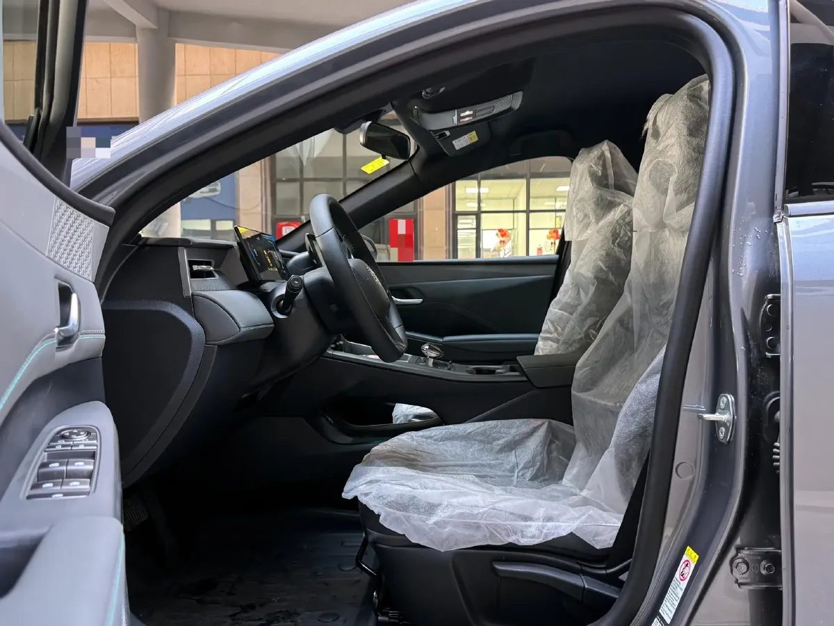 2025 BYD Qin Plus 1.5L 101HP L4 E-CVT PHEV 7.68KWH,autocango,china used car exporter,china ev exporter,chinese used car exporter,chinese used ev exporter