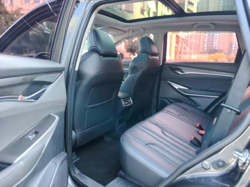 2020 ChangAn CS75 Plus 1.5T 178HP L4 6AT,autocango,china used car exporter,china ev exporter,chinese used car exporter,chinese used ev exporter