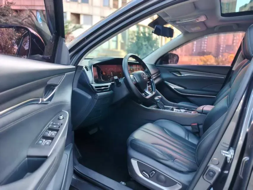 2020 ChangAn CS75 Plus 1.5T 178HP L4 6AT,autocango,china used car exporter,china ev exporter,chinese used car exporter,chinese used ev exporter