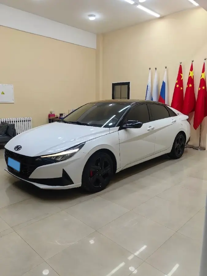 2022 Hyundai Elantra 1.5L 115HP L4 CVT