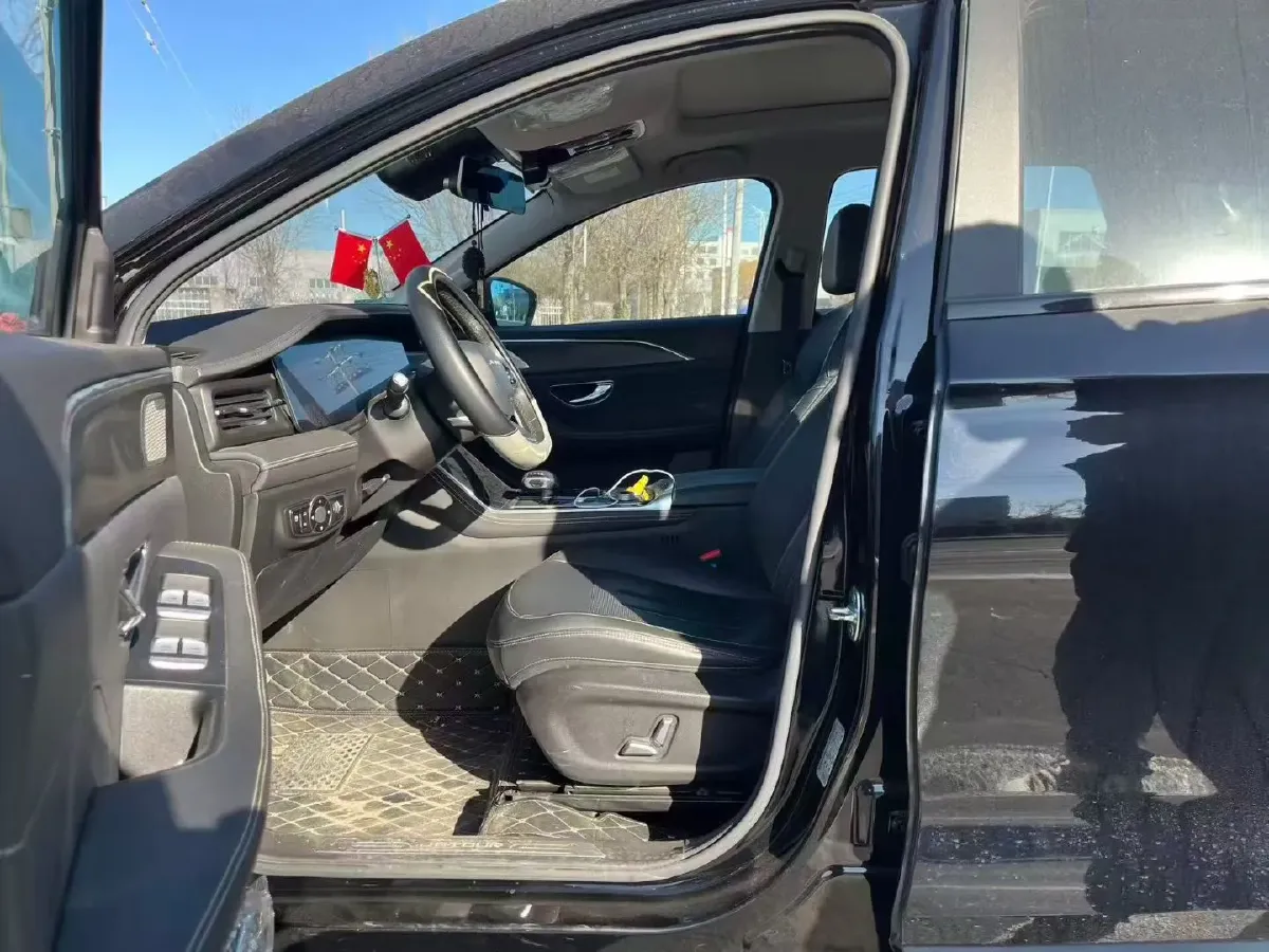 2023 Jetour X90 2.0T 254HP L4 7DCT,autocango,china used car exporter,china ev exporter,chinese used car exporter,chinese used ev exporter