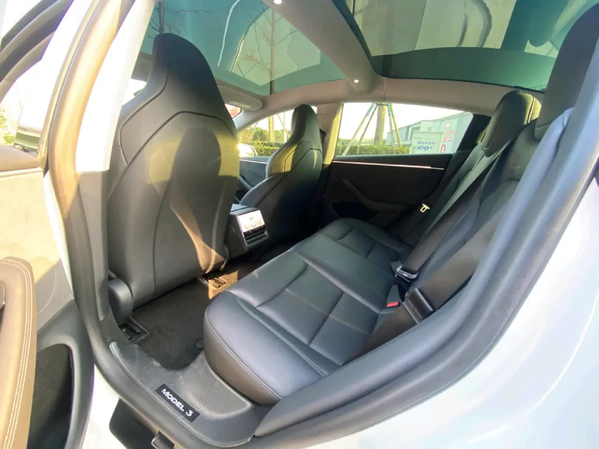 2024 Audi Q3 2.0T 220HP L4 7DCT,autocango,china used car exporter,china ev exporter,chinese used car exporter,chinese used ev exporter