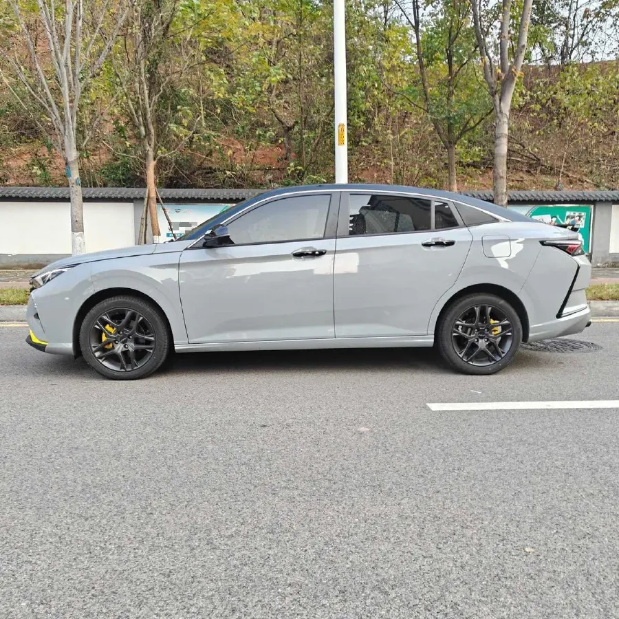 2023 DongFeng Aeolus YiXuan 1.5T 197HP L4 6DCT,autocango,china used car exporter,china ev exporter,chinese used car exporter,chinese used ev exporter