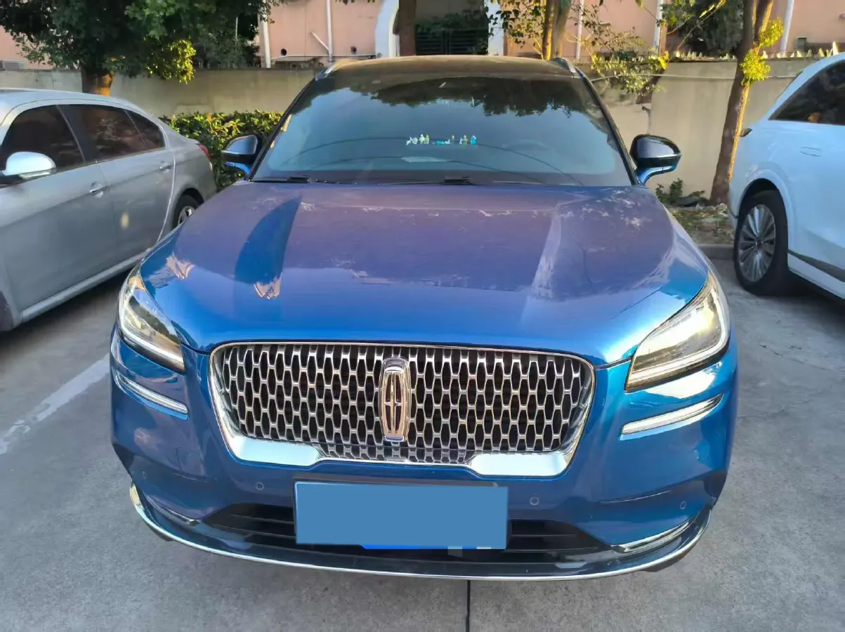 2020 Lincoln Corsair 2.0T 245HP L4 8AT,autocango,china used car exporter,china ev exporter,chinese used car exporter,chinese used ev exporter