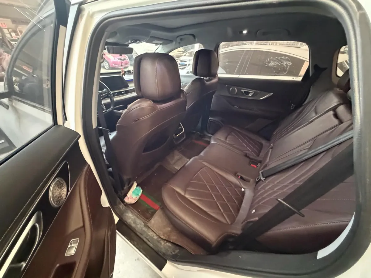 2024 Chery Tiggo 8 PRO 2.0T 254HP L4 7DCT,autocango,china used car exporter,china ev exporter,chinese used car exporter,chinese used ev exporter